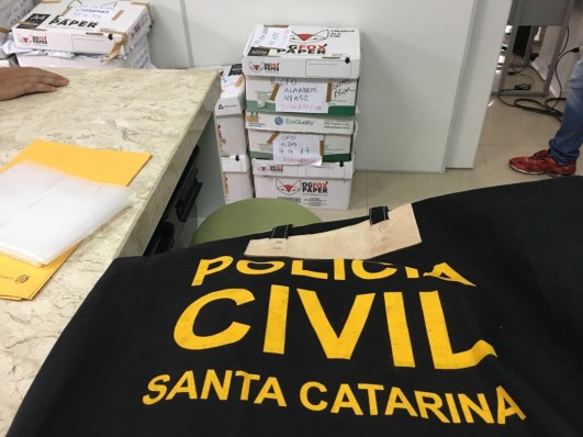 Polícia Civil deflagra operação que apura fraude em concurso público da PMSC