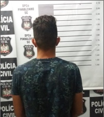Polícia Civil prende dois traficantes de drogas em Pinhalzinho